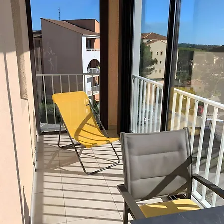 Joli T2 Bis Climatise Proche Six-Fours-les-Plages