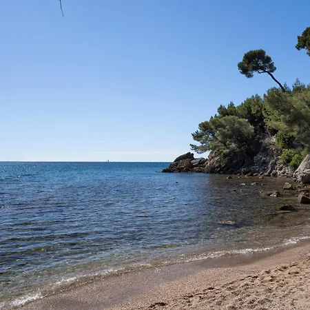 Joli T2 Bis Climatisé Proche Six-Fours-les-Plages